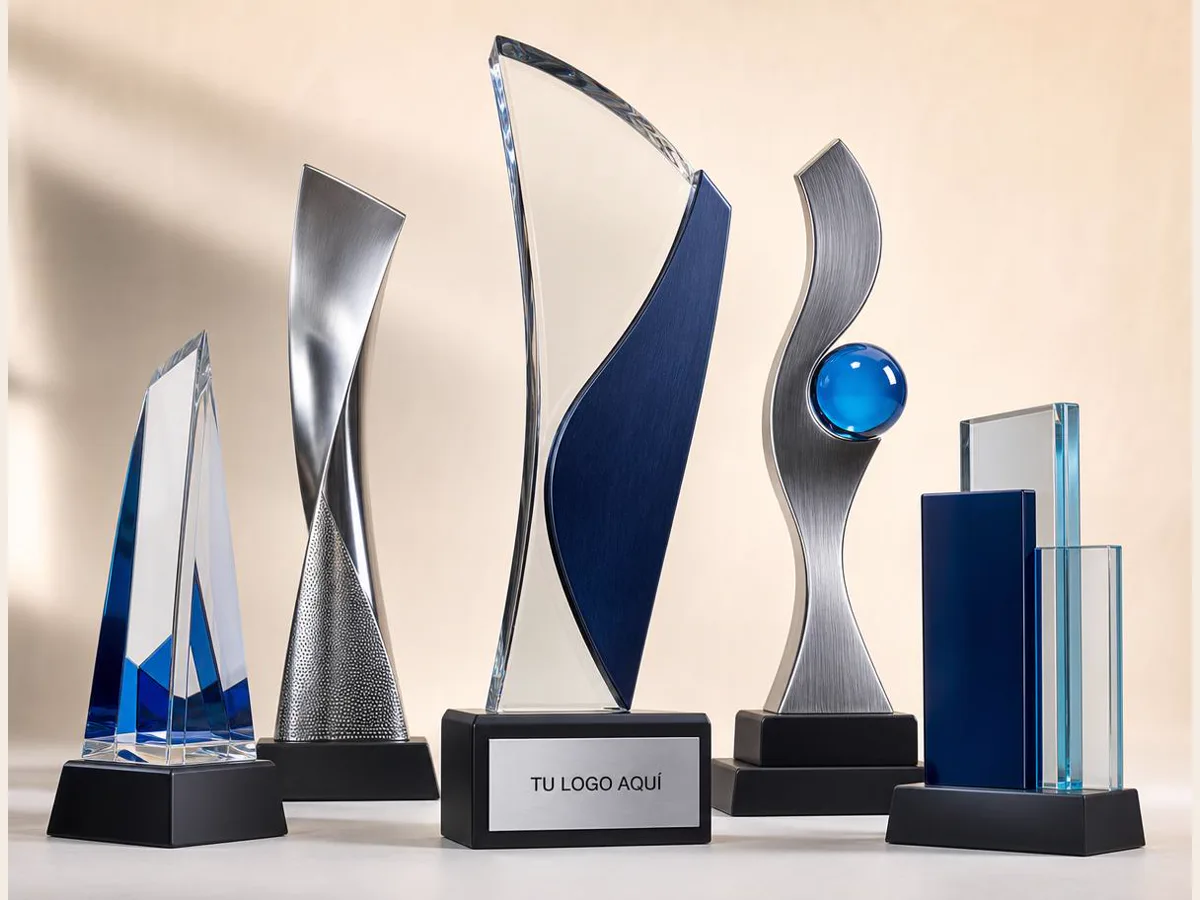 Trofeos, referencia visual para personalización corporativa